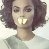 Style: "NEUTRAL_CANON_MODIFIERAD_ITA_VOGUE_BEAUTY"