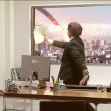 ShockBlast-LG_Ultra-Reality-HD_Prank_Job_Interview_Meteor-3