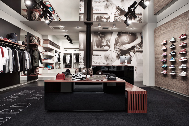 bstn store wmns