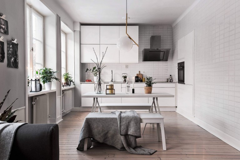 Minimal and Cozy flat in Stockholm - ShockBlast